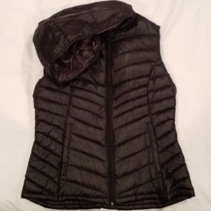 Bernardo puffy down vest